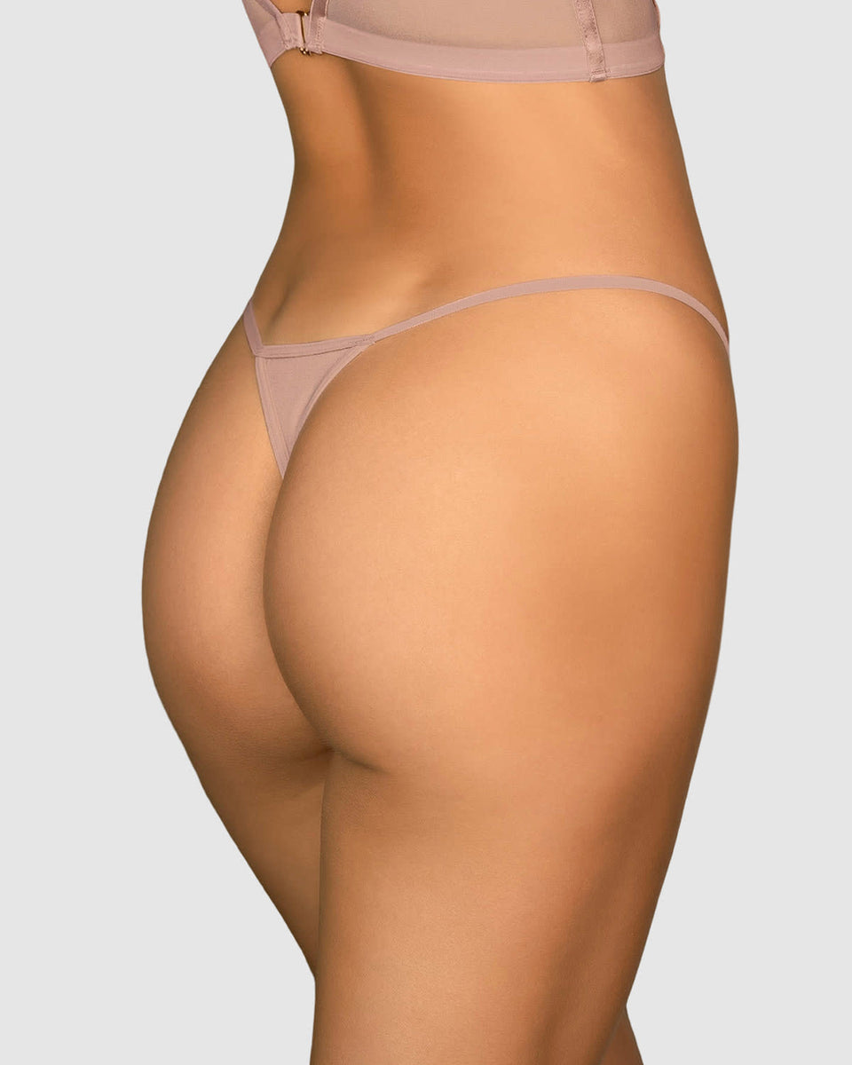 Tanga hilo con detalles en tul