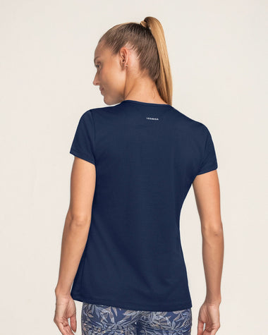 Blusa deportiva de secado rápido y silueta semiajustada#color_509-azul