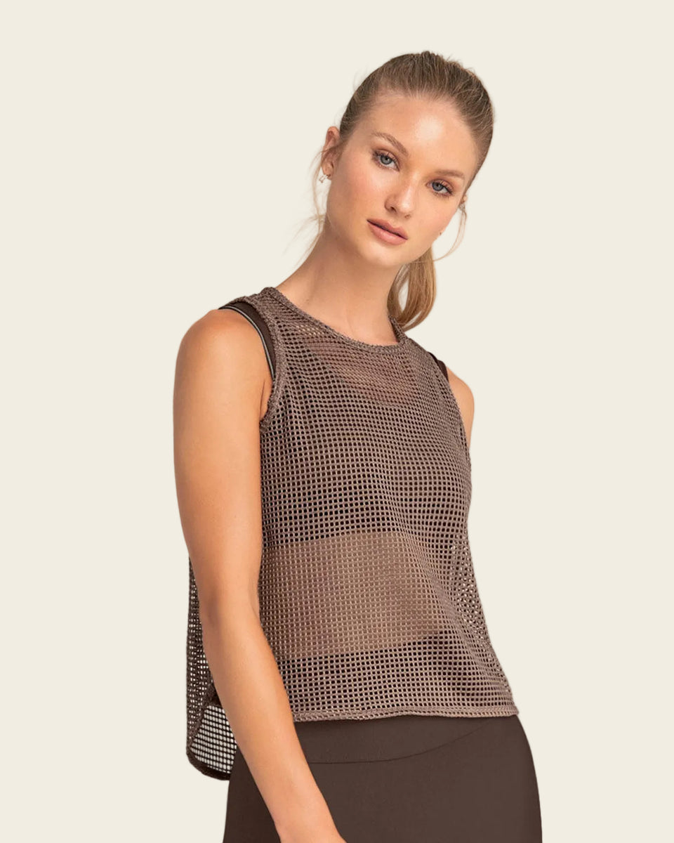 Blusa sin mangas en malla