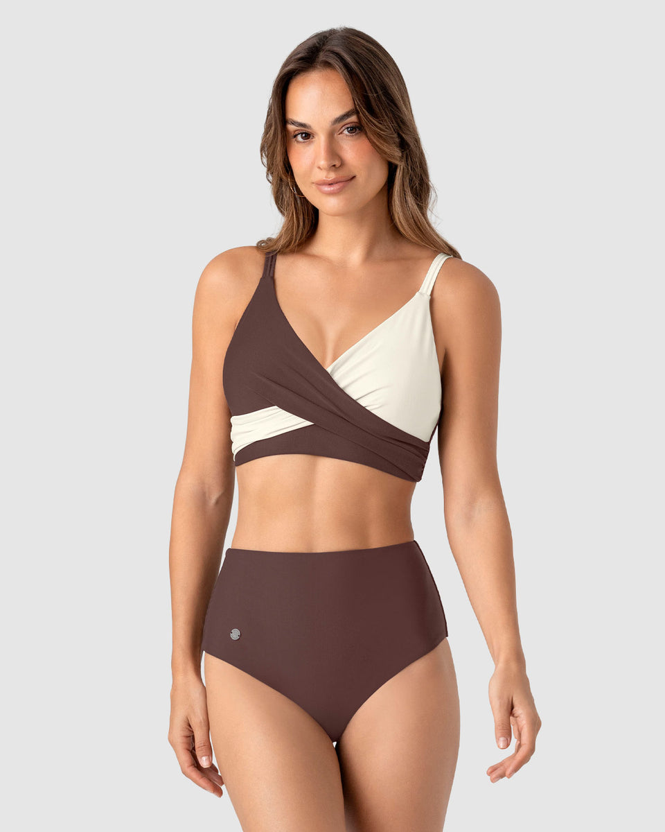 Bikini con bloomer tiro alto y top de buen cubrimiento