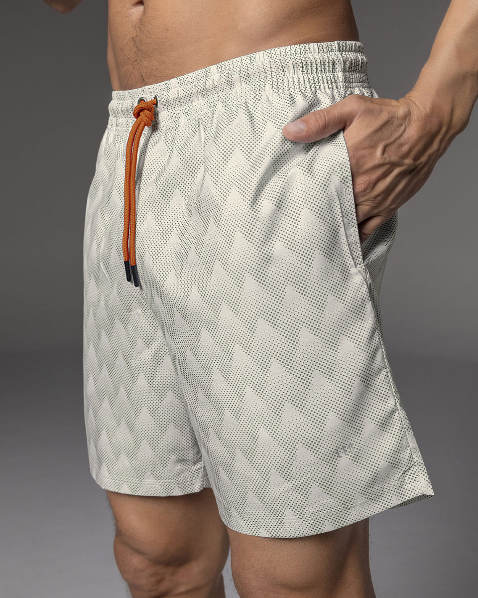 Pantaloneta deportiva con bolsillos funcionales