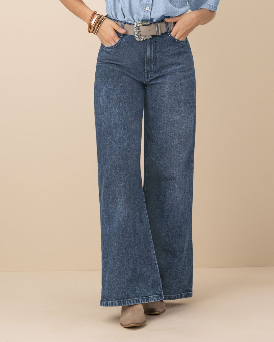 Jean ruedo ancho con taches decorativos