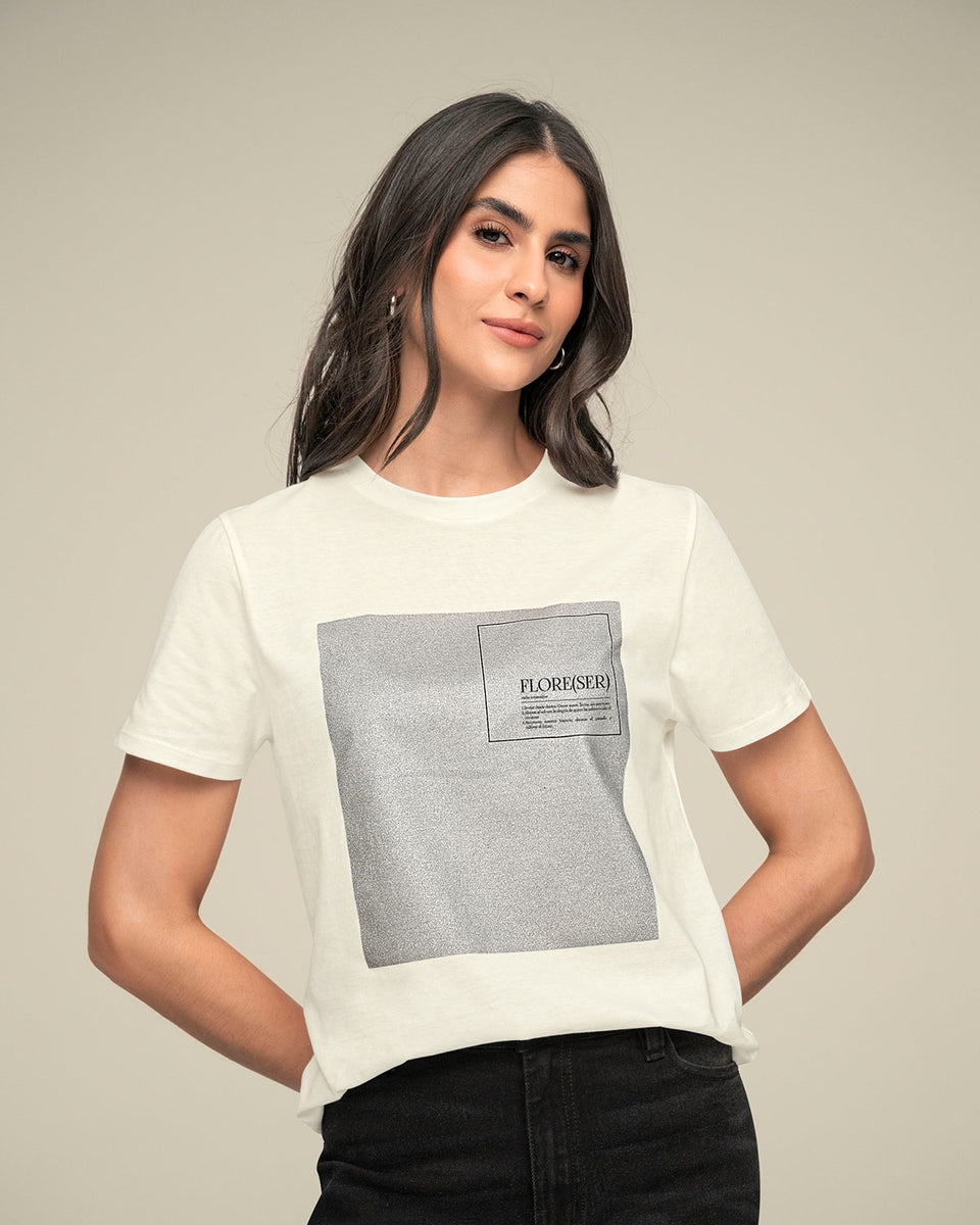 Blusa manga corta con mensaje en el frente