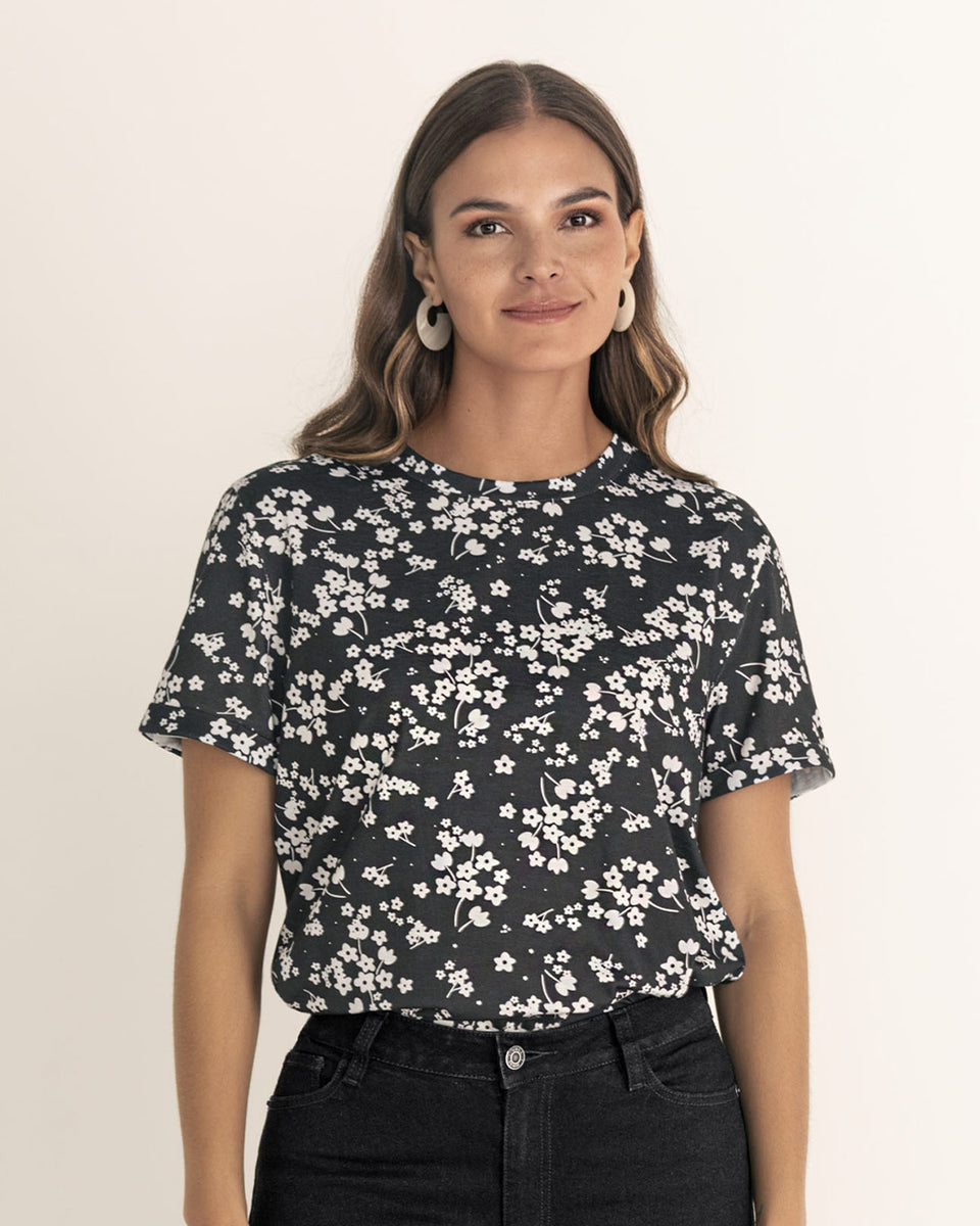 Blusa manga corta estampada con doblez en manga