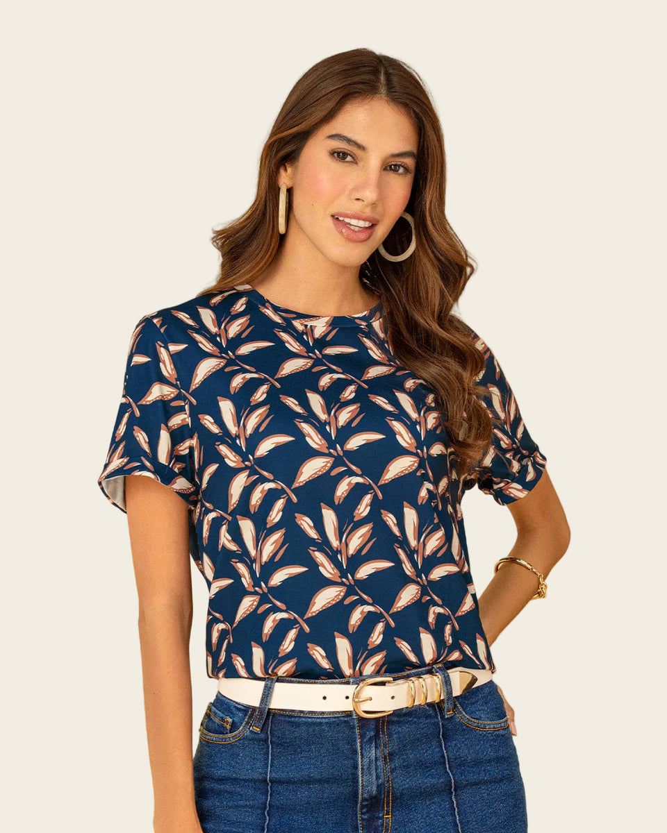Blusa manga corta estampada con doblez en manga