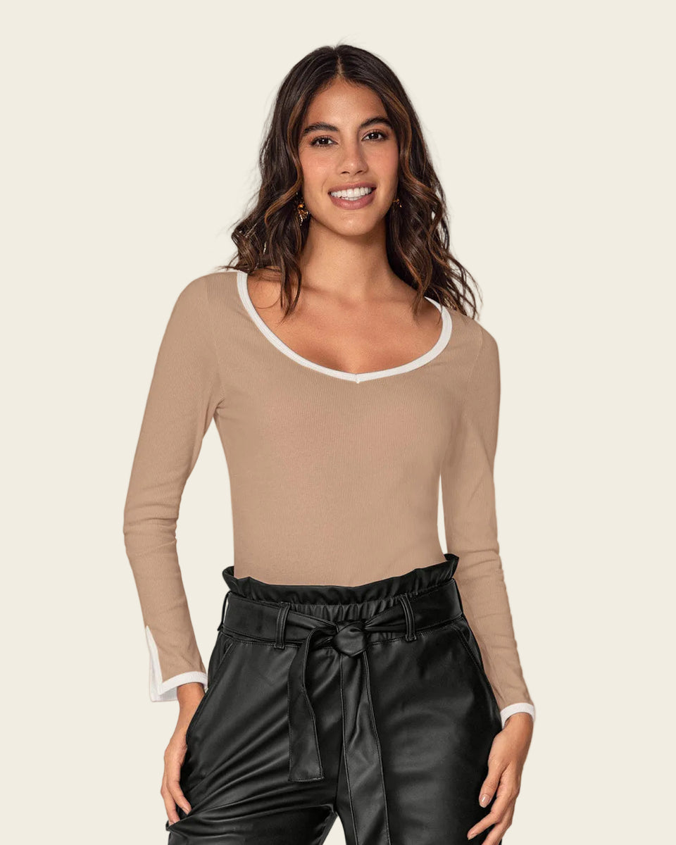 Blusa manga larga de silueta ajustada con detalles en contraste
