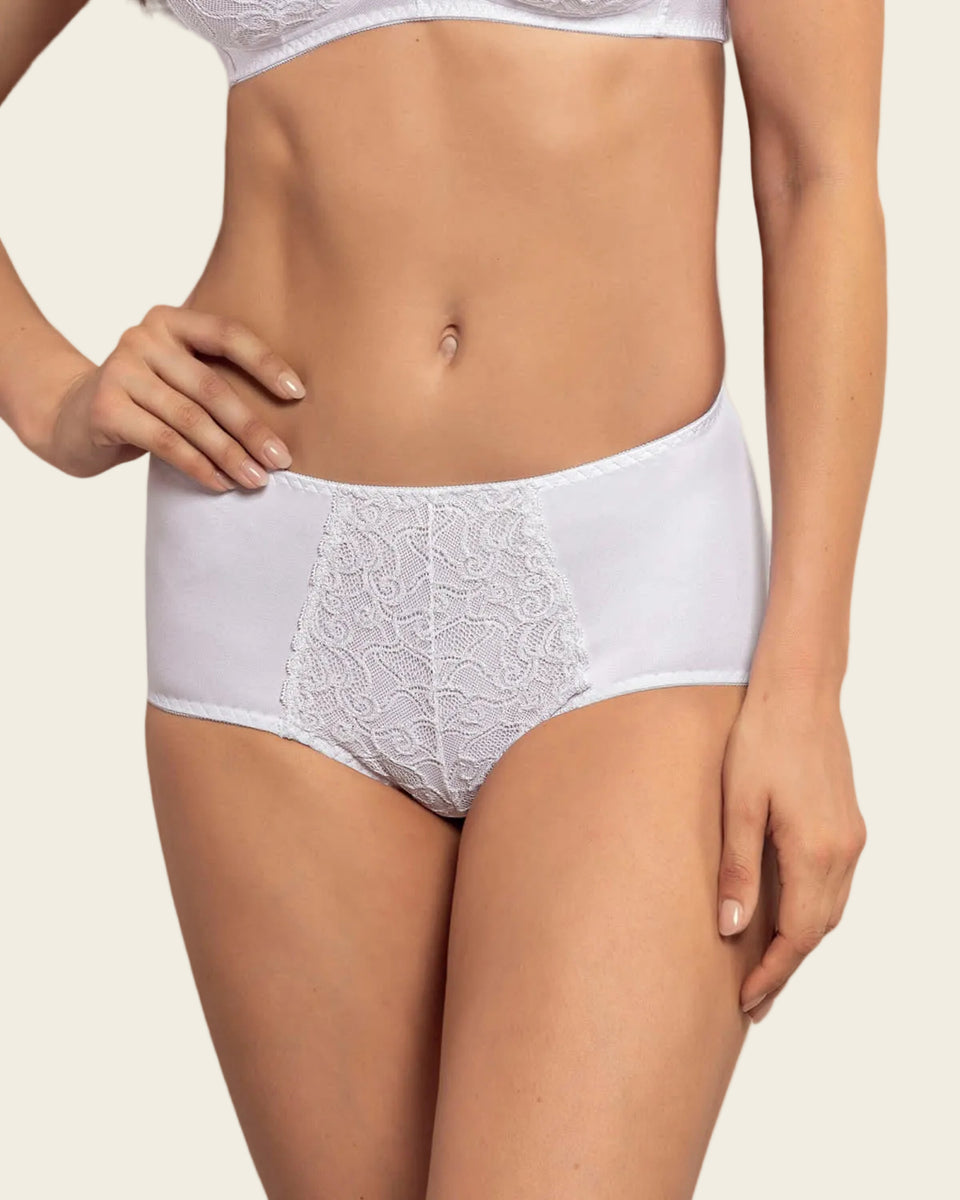 Bloomer clásico de control suave con toques de encaje en abdomen