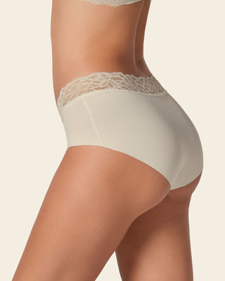 Bloomer hipster en tela ultraliviana con franja de encaje#color_253-marfil
