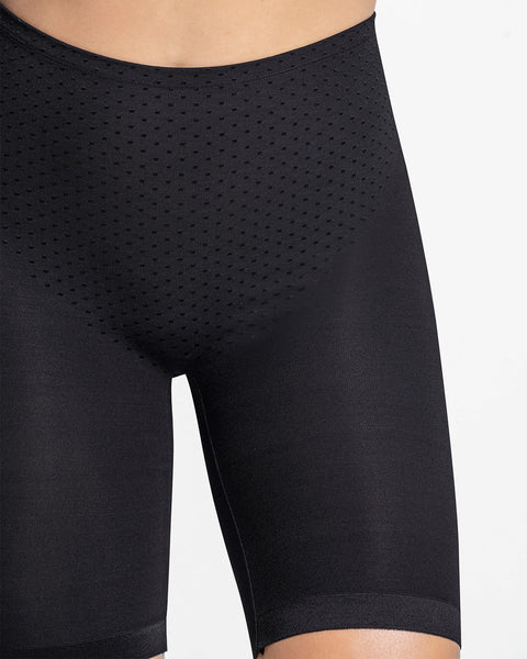 Short de control suave de abdomen efecto invisible tiro alto#color_700-negro