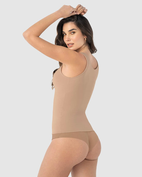 Blusa de control moderado con doble capa en abdomen#color_801-cafe-medio