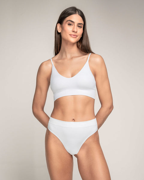 Top en tecnología seamless con textura acanalada Natural Comfort#color_000-blanco