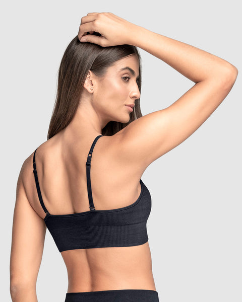 Top en tecnología seamless con textura acanalada Natural Comfort#color_700-negro