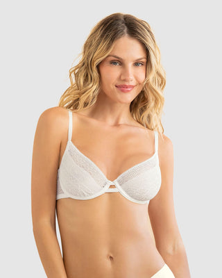 Bralette con arco en encaje liviano y suave#color_253-marfil
