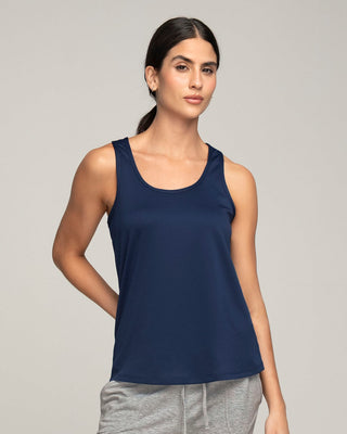 Blusa deportiva de secado rápido y silueta semiajustada para mujer#color_509-azul