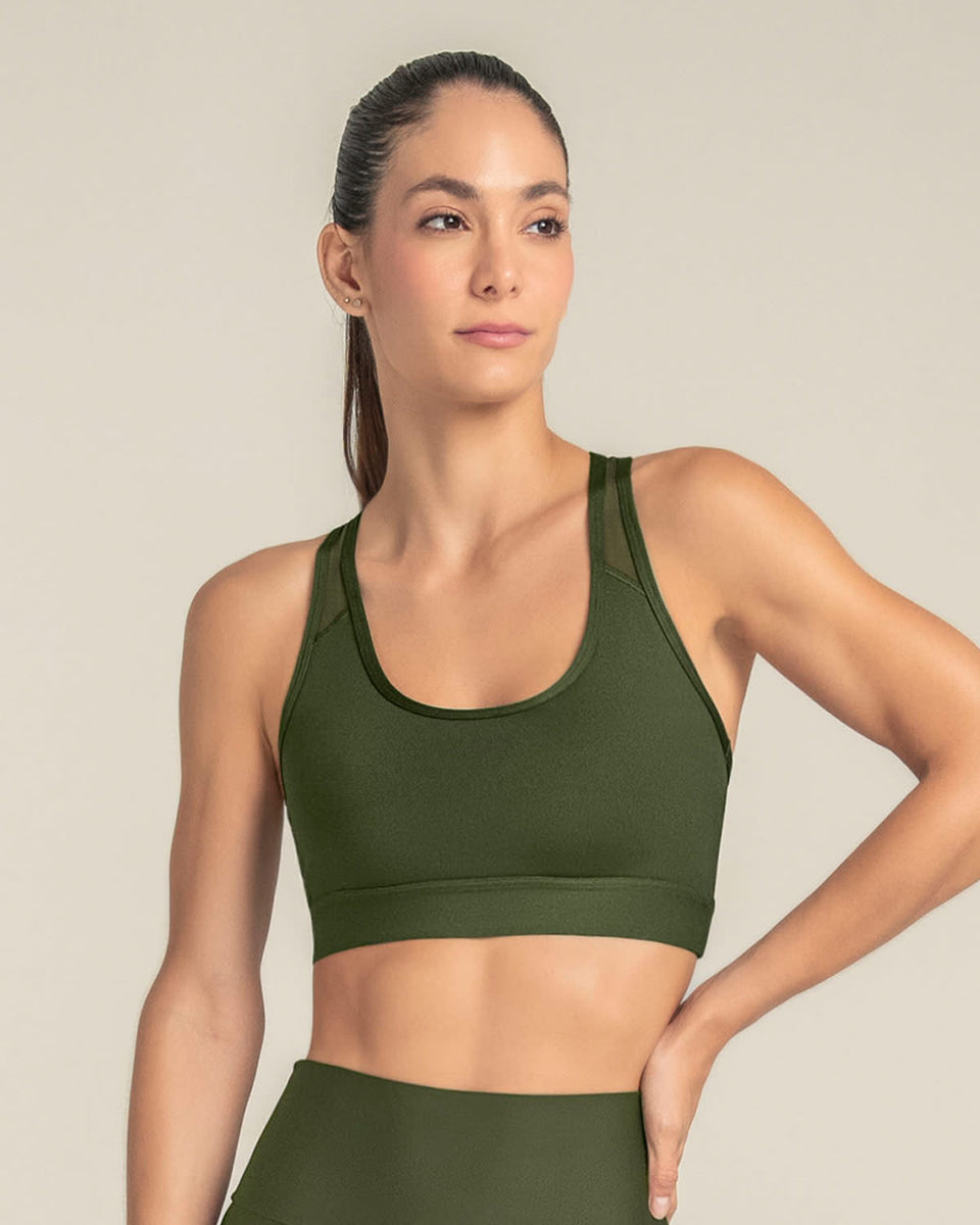 Top deportivo con espalda atlética en material de secado rápido