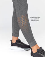 Legging deportivo tiro alto sin costuras con fajón doble en cintura y mallas transpirables#color_717-gris