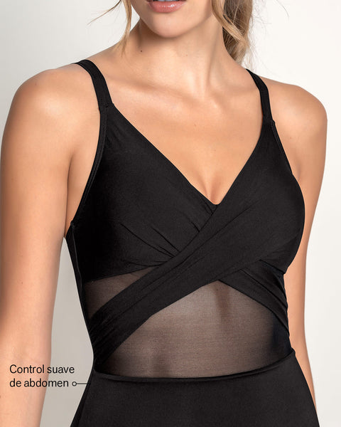 Vestido de baño entero control suave de abdomen elaborado con nylon reciclado#color_700-negro