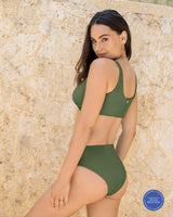 Bikini con bloomer de tiro alto tecnología BIO-PET tela acanalada#color_610-verde