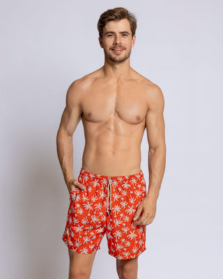 Pantaloneta de baño masculina con práctico bolsillo al lado derecho#color_a70-estampado-palmeras