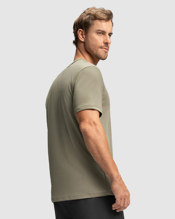 Camiseta deportiva masculina semiajustada de secado rápido#color_714-arena