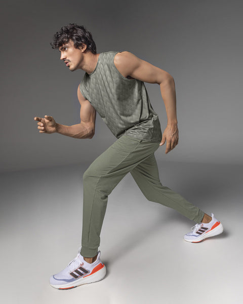 Camiseta manga sisa deportiva y de secado rápido para hombre#color_714-estampado-triangulos