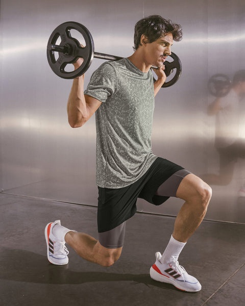 Camiseta manga sisa deportiva y de secado rápido para hombre#color_714-estampado-triangulos