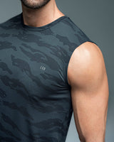 Camiseta manga sisa deportiva y de secado rápido para hombre#color_738-estampado-camuflado