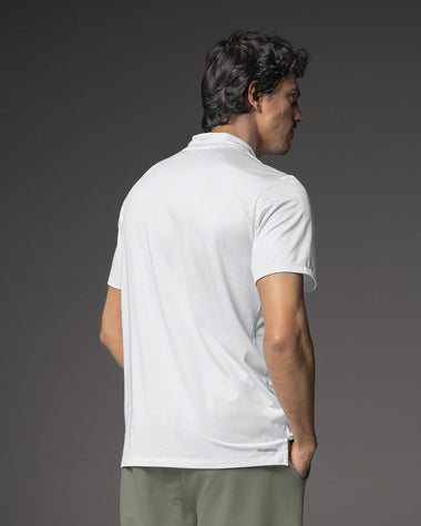 Camiseta deportiva transpirable con cuello tipo polo#color_000-blanco