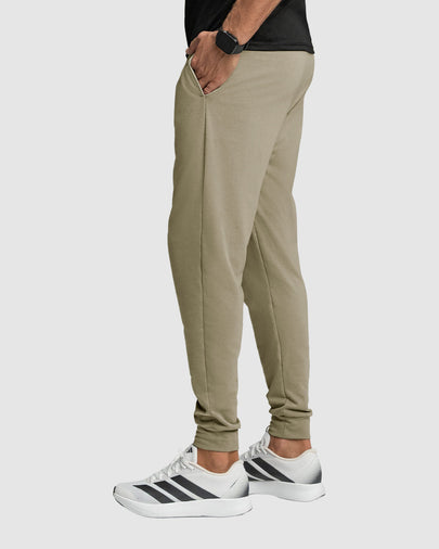 Jogger deportivo estilo sudadera con bolsillos laterales funcionales#color_714-arena
