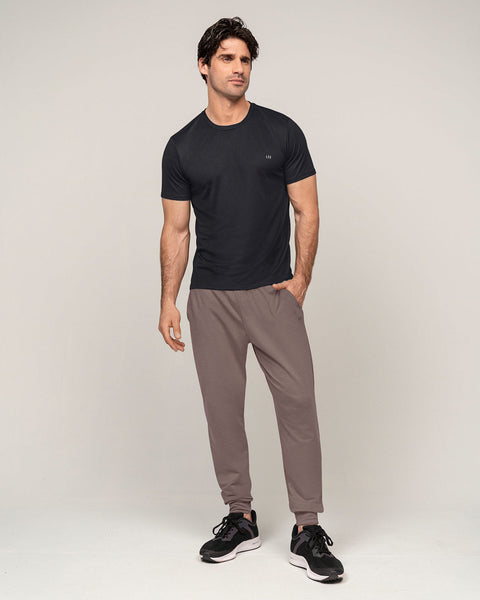 jogger-deportivo-estilo-sudadera-con-bolsillos-laterales-funcionales#color_868-cafe-medio