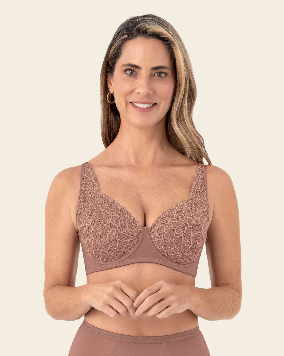 Brasier triangular con copas en encaje y espalda en tela lisa