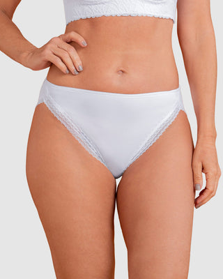 Bloomer tipo bikini con encaje decorativo en piernas#color_000-blanco