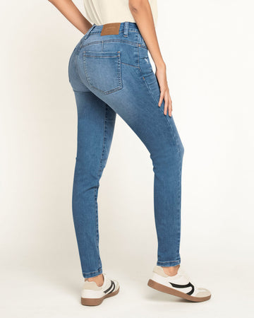 Jean skinny levanta cola#color_169-azul-medio