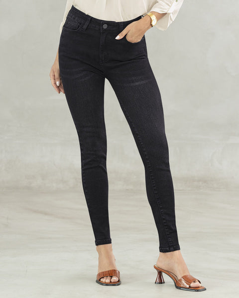 Jean skinny levanta cola#color_700-negro
