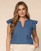 Blusa en índigo liviano con boleros en mangas#color_052-azul-medio-denim