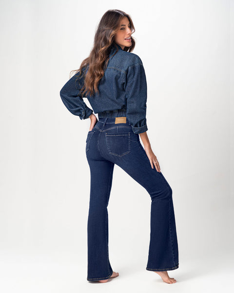 Jean levanta cola ruedo flare#color_024-azul-oscuro