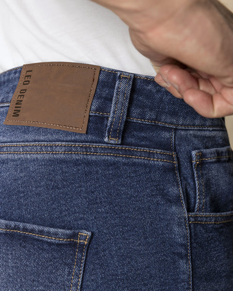 Jean ruedo recto básico para hombre#color_052-azul-medio-denim