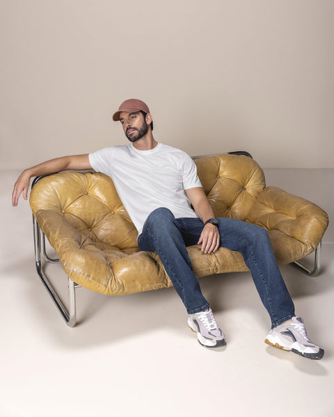 Jean ruedo recto básico para hombre#color_052-azul-medio-denim