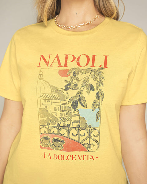 Blusa manga corta con mensaje en el frente#color_107-amarillo