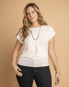 Blusa manga corta con detalle de transparencia en hombros#color_018-marfil