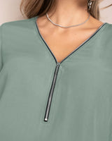 Blusa manga 3/4 con cierre funcional#color_600-verde