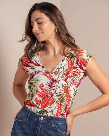 Blusa estampada manga corta con cuello en V#color_173-hojas