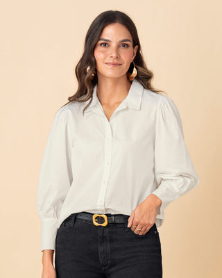 Blusa manga 3/4 con perilla funcional y recogido en hombros#color_000-blanco