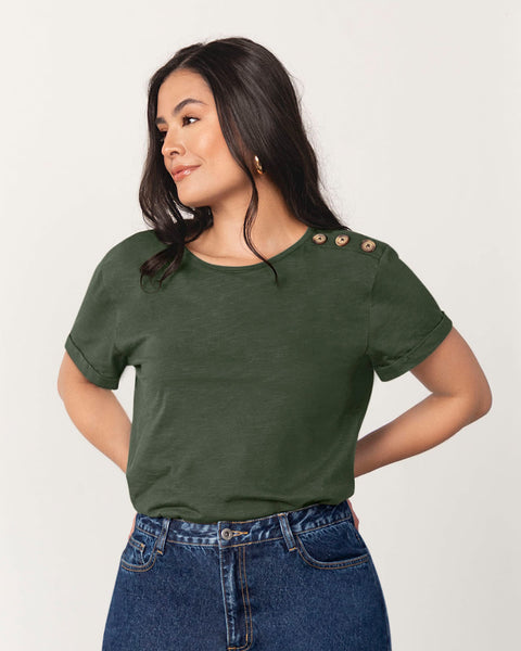 Blusa manga corta con botones decorativos en hombro#color_601-verde