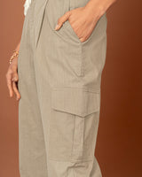 Pantalón largo con pretina#color_640-cafe