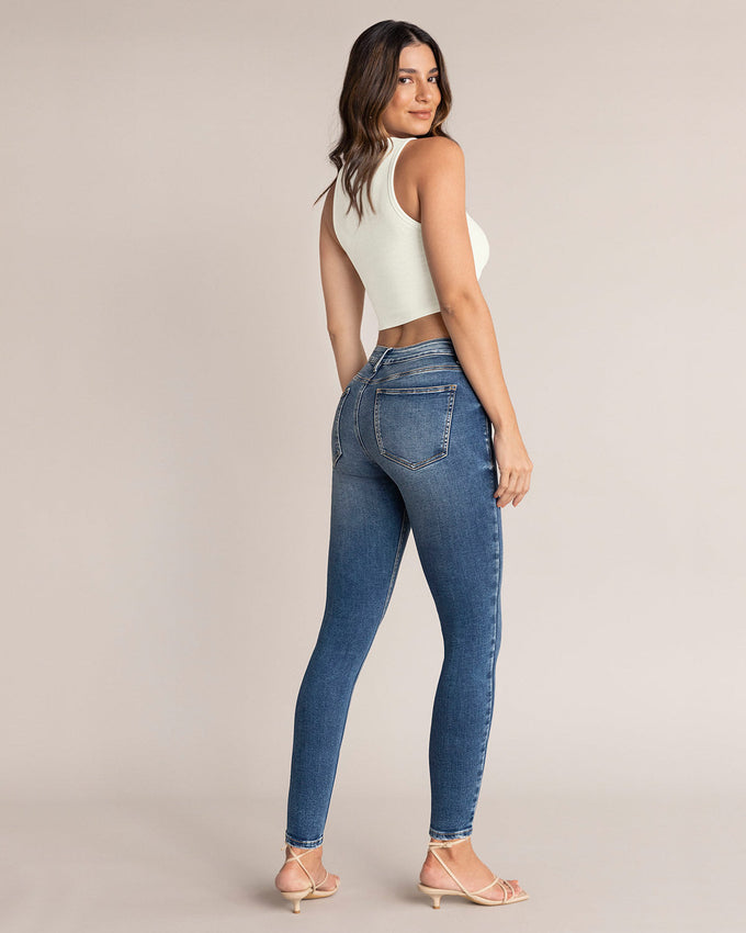 Skinny jean con bolsillos funcionales#color_169-azul-medio