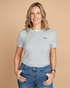Blusa con estampado localizado en frente#color_034-raya-azul