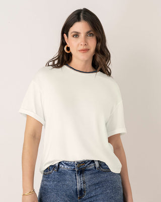 Blusa manga corta con detalle tejido en el cuello#color_018-marfil