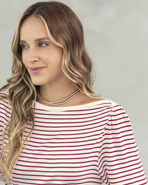Blusa manga corta con cuello tipo bandeja#color_146-raya-vino