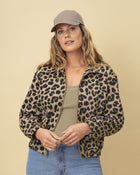 Chaqueta estampada con cierre en frente#color_145-animal-print-cafe
